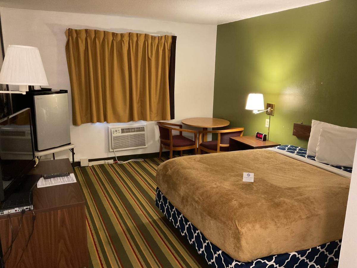 Budget Host Inn Buffalo Exterior photo