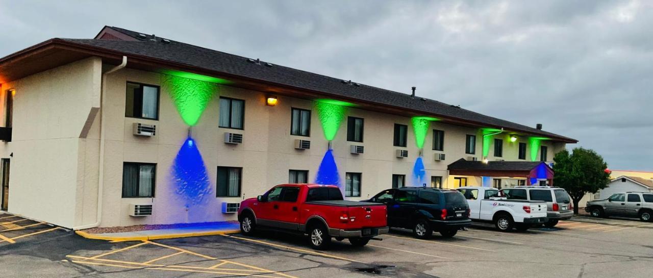 Budget Host Inn Buffalo Exterior photo